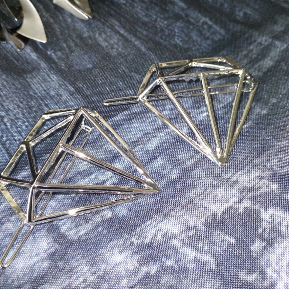 Diamond Hair Clips - Picture 3 of 3